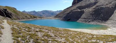 Lac des B&eacute;raudes